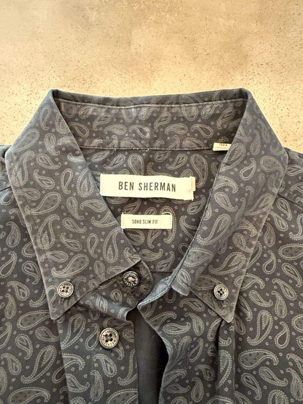 😎 Ben Sherman black and grey Paisley Long-Sleeve Button-Down Shirt